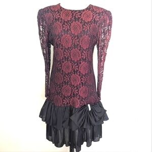 VTG burgundy lace, drop waist midi w layered, ruffled skirt W bow. Med. 13/14.